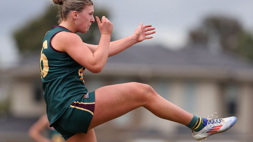 Harriet Bingley kicks a goal for the Tasmanian Devils in the 2024 Coates Talent League Girls quarter-final match on September 8, 2024. Picture: AFL Photos