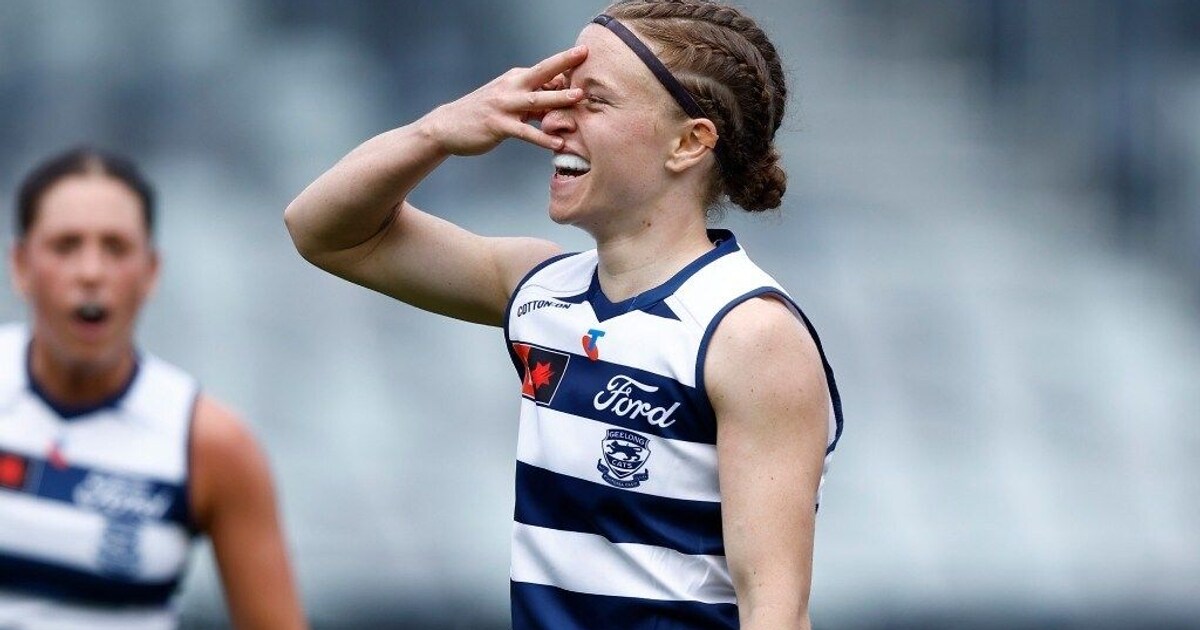 Bowen turns the wrong way, still kicks brilliant goal