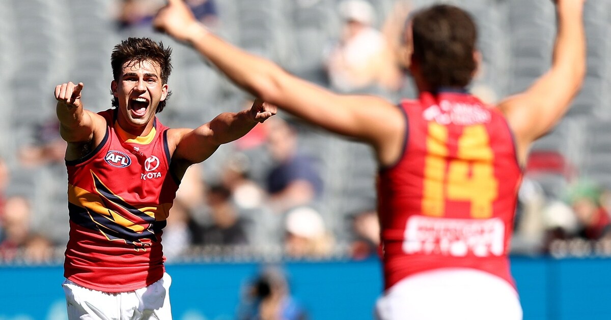 Rory Laird lauds Josh Rachele and Adelaide Crows attack amid red-hot form