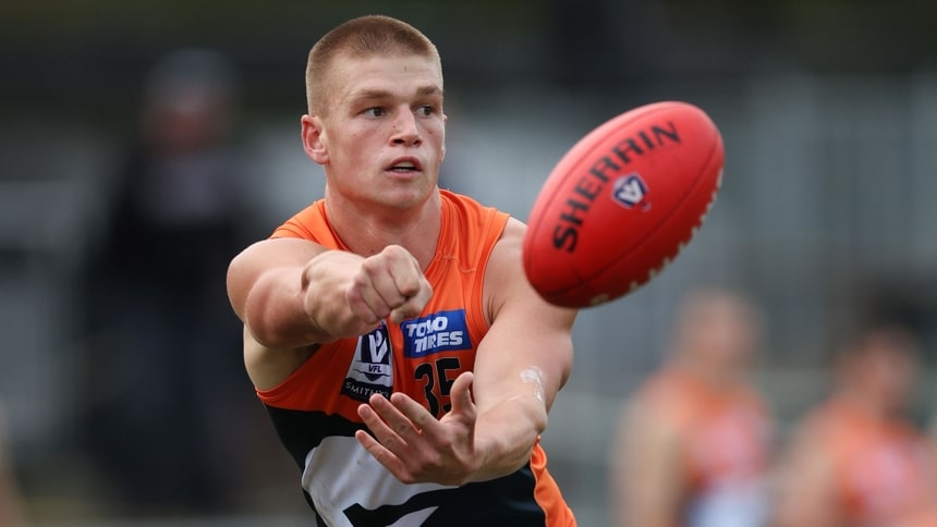 Max Gruzewski of the Giants handpasses the ball during the 2025 Smithy's VFL Round 8 match between Collingwood and GWS Giants at Victoria Park. Picture: Rob Lawson/AFL Photos