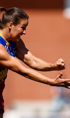 Breanna Koenen handballs during Brisbane's clash against Hawthorn in round one, 2025. Picture: AFL Photos