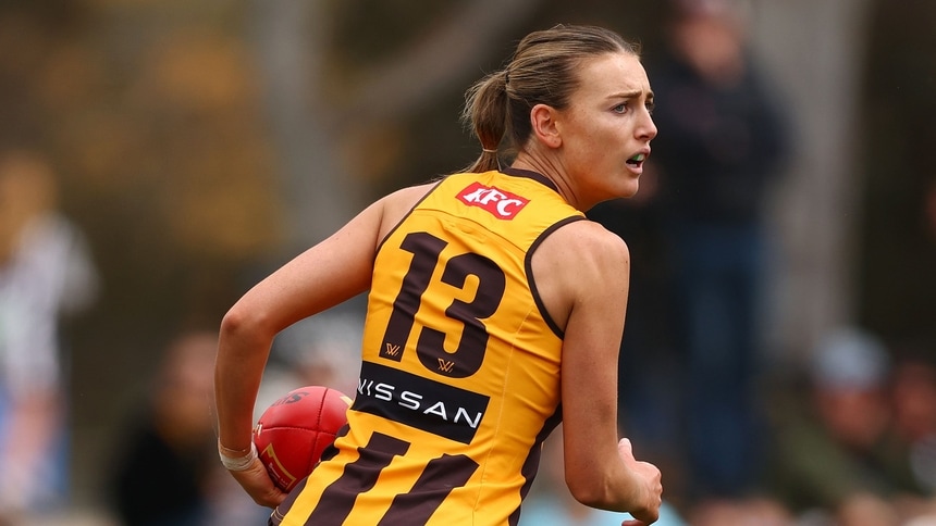 Aine McDonagh in action during Hawthorn's clash against Collingwood in round six, 2025. Picture: Getty Images