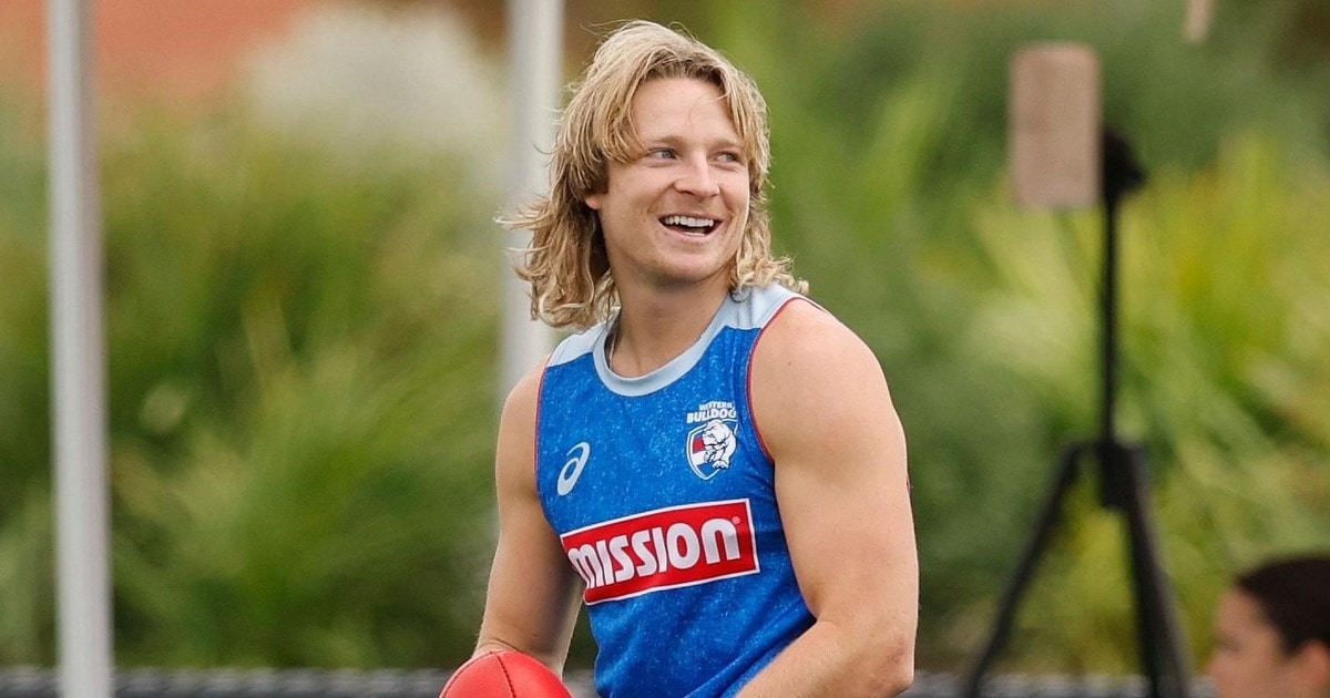 Tim Ruck Cody Weightman on track for shock return, Western Bulldogs ruck Tim ...