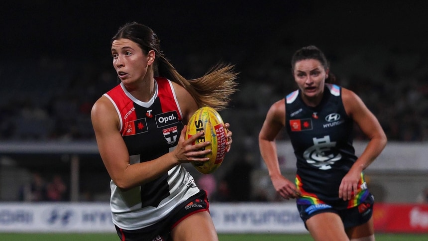 Georgia Patrikios in action during St Kilda's clash with Carlton in AFLW round 10, 2025. Picture: AFL Photos