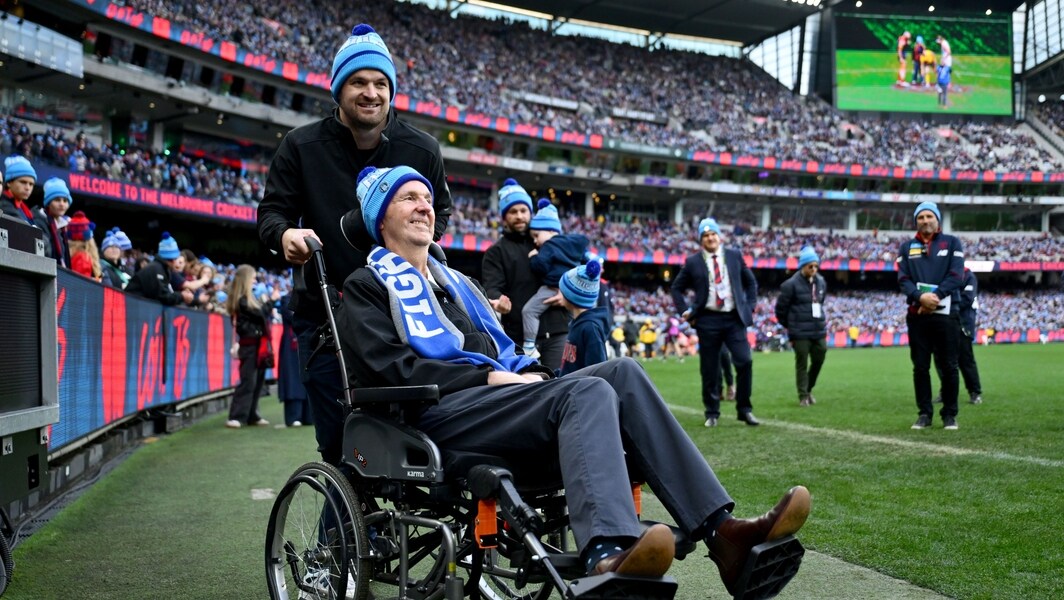 Neale Daniher, football legend and FightMND campaigner dies, aged 65
