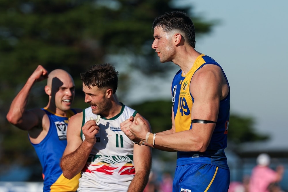 Alex Mirkov signs with GWS Giants for two-year deal