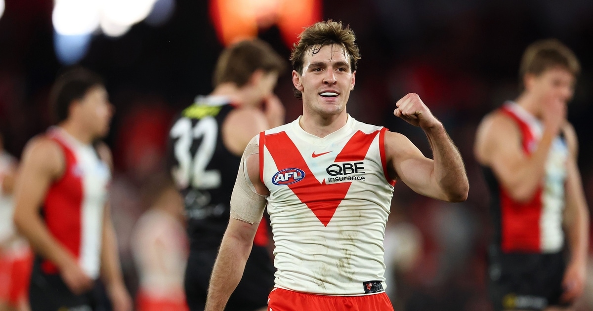 Swans superstar 'would love' captaincy chance after skipper's shattering injury