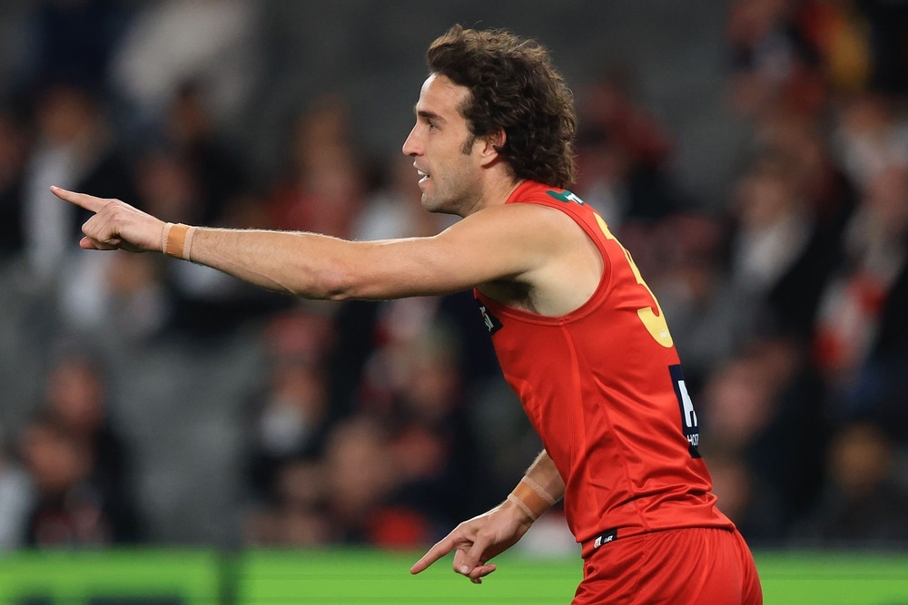 Suns still weighing up call on Ben King free agency compo