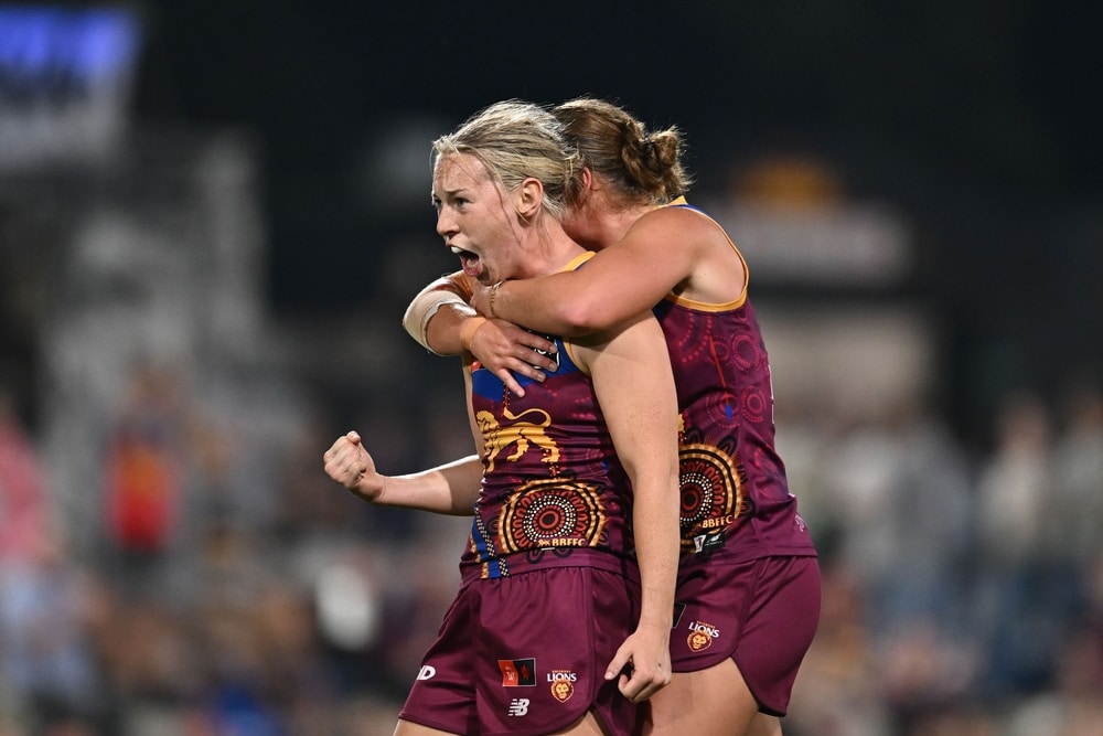 Brisbane Lions defeat Greater Western Sydney Giants at Brighton Homes Arena