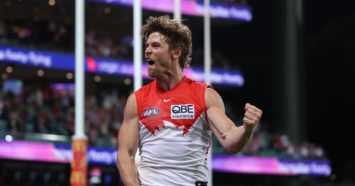 Swans name stand-in skipper after Mills injury, club-imposed bans