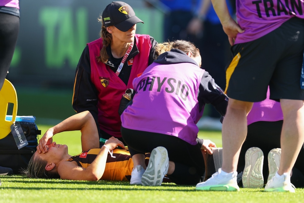 Star's serious injury concern mars Hawks' strong win over Dogs