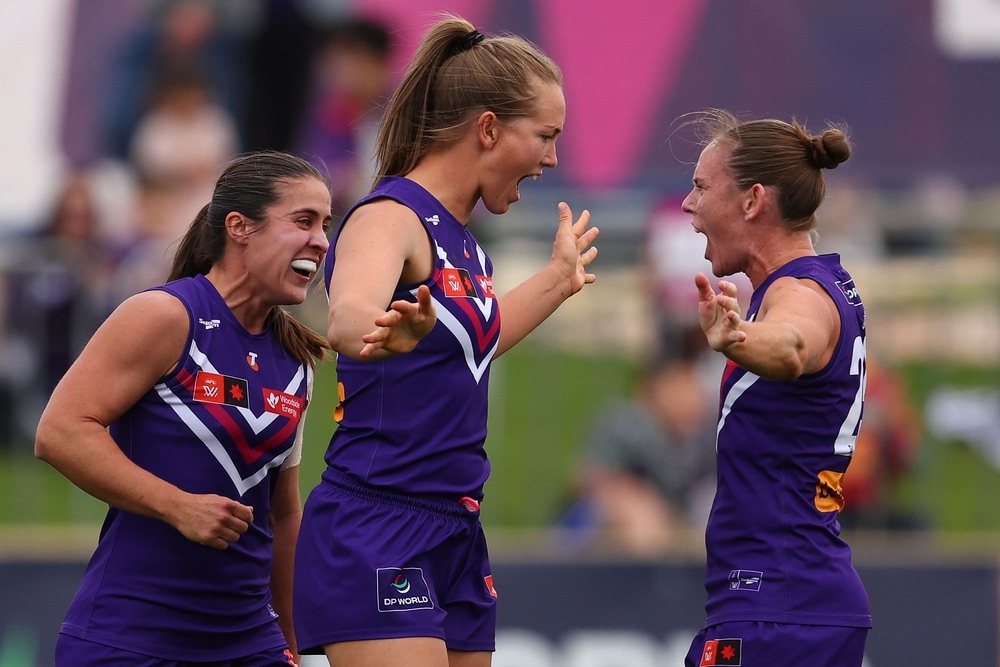 Fremantle overcomes injury setbacks to secure home victory against Essendon
