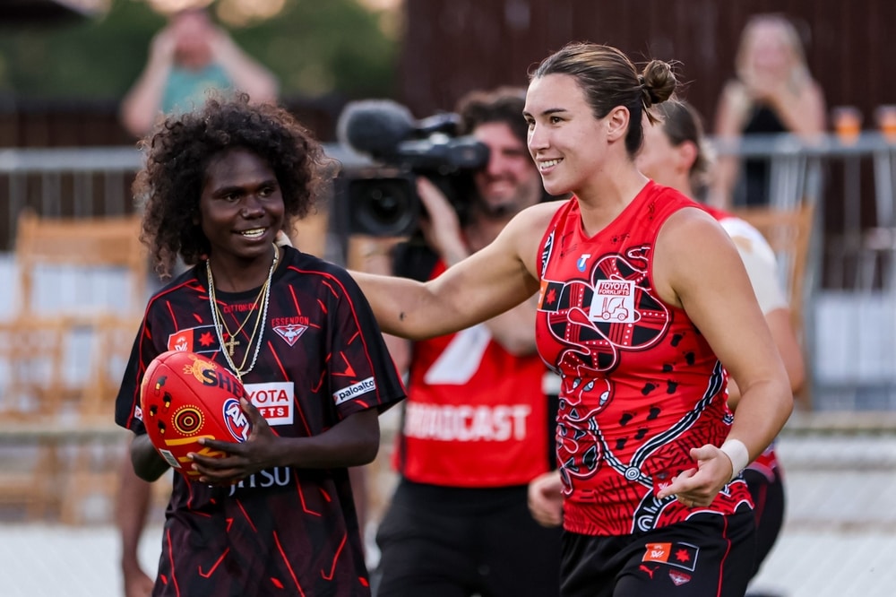 'Their eyes lit up': How the Bombers are helping to open doors for Tiwi talent