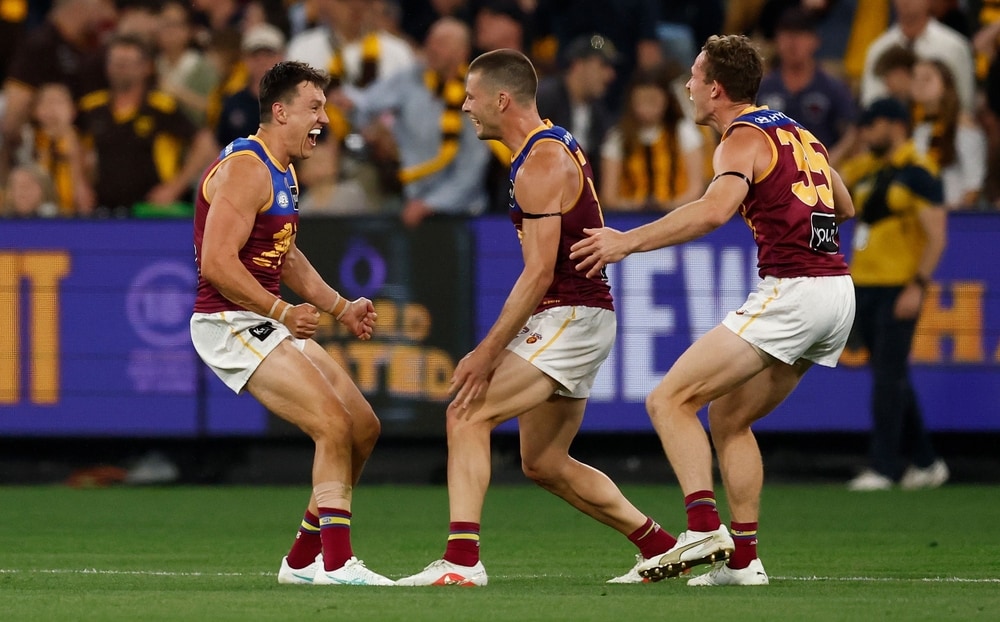 Hugh McCluggage's late goals lead Brisbane in preliminary final against Hawthorn