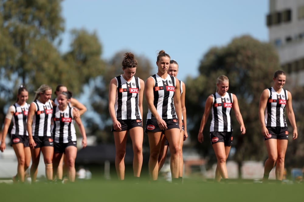 Collingwood struggles in second half against Geelong in round six clash