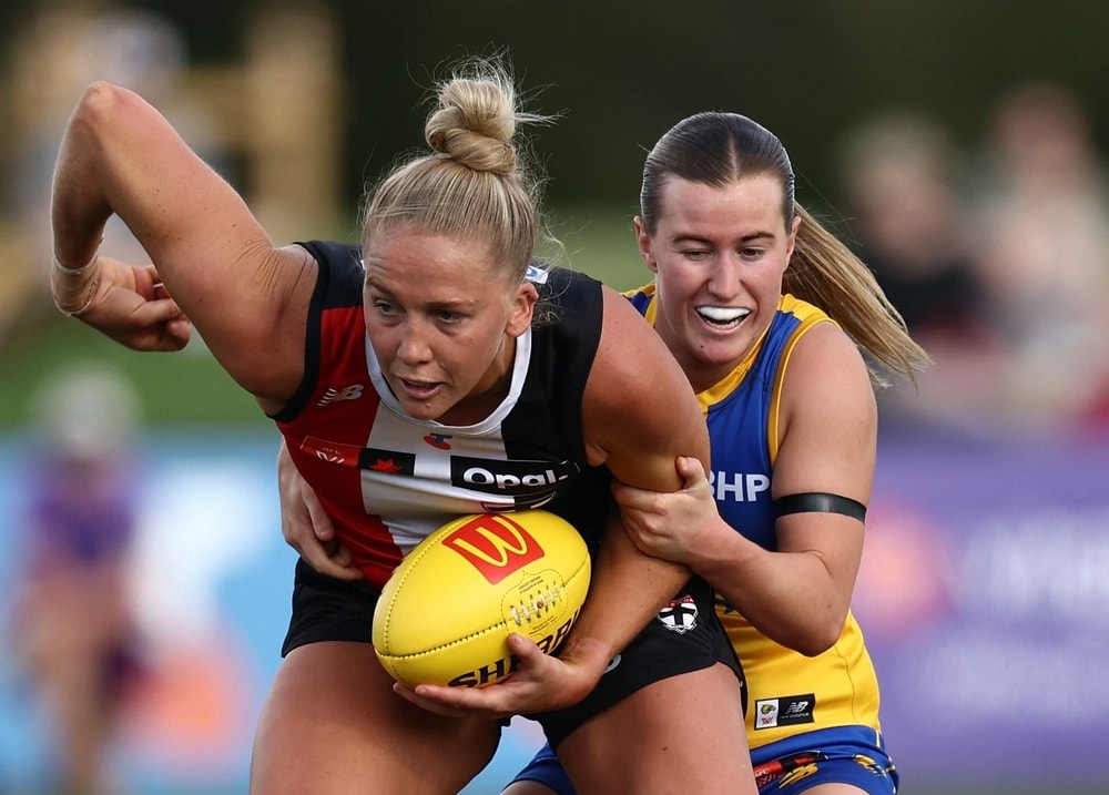 Dal Santo questions umpire's call before defender's injury