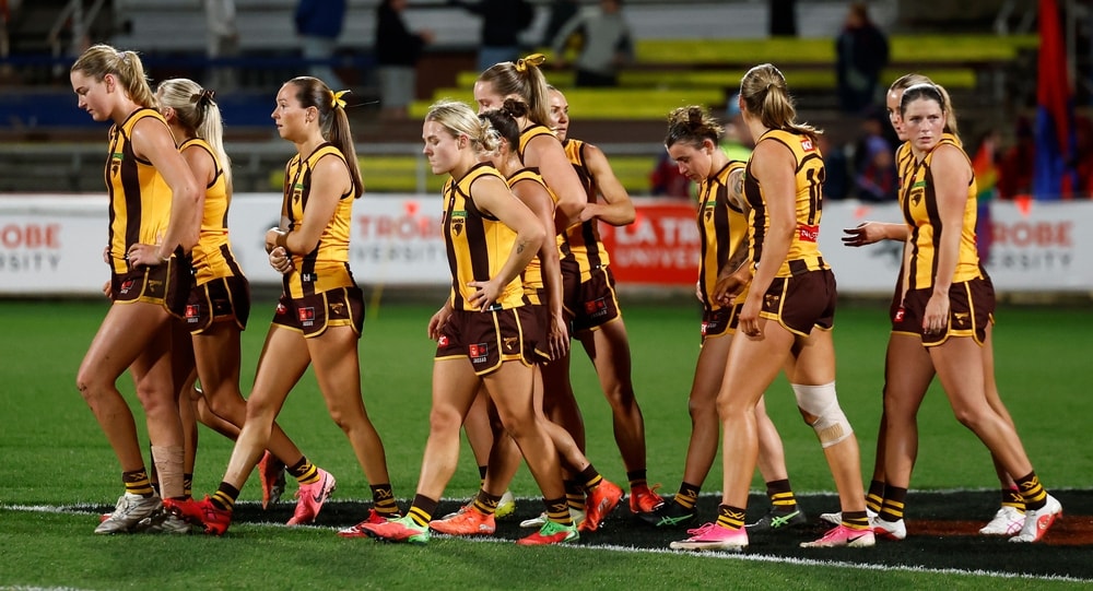 AFLW R8 preview: Can Hawks break hoodoo, Bombers' big chance, Swans' huge test