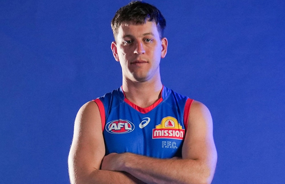 New Bulldog considered making Port exit public in-season